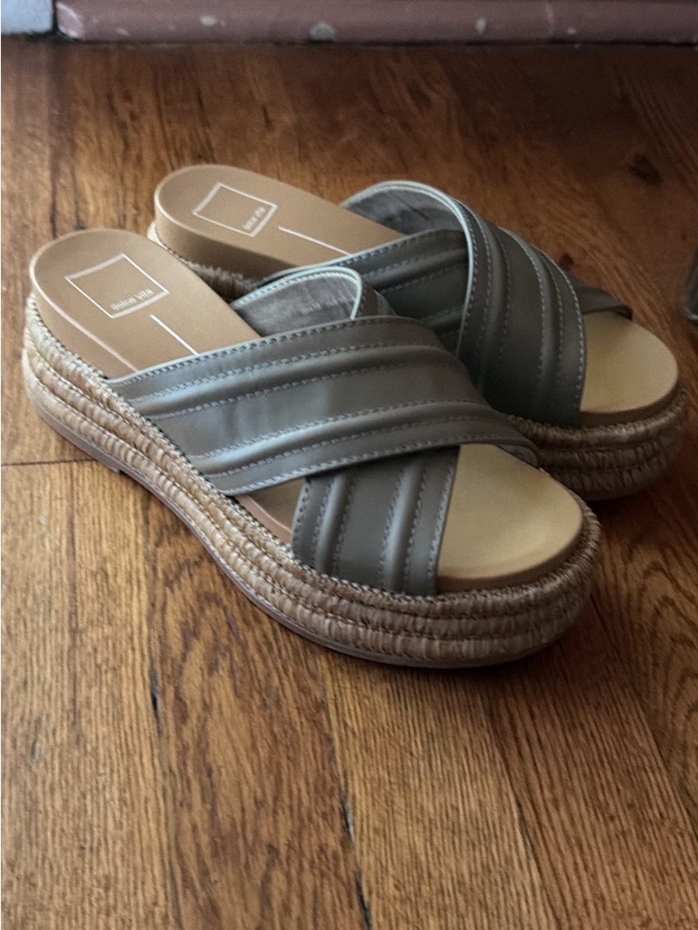 Dolce Vita Women's beigeEspadrille Slide Sandals